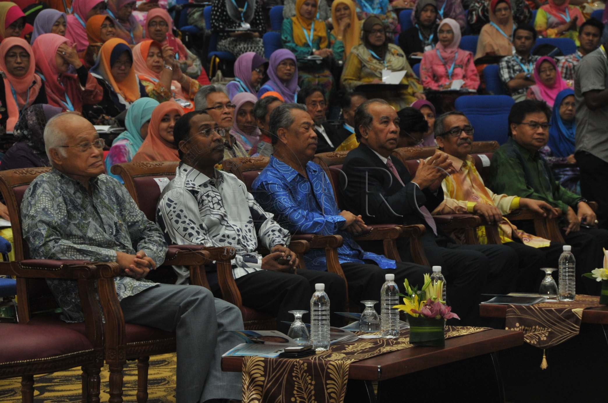 PRO 14 28 KONPEN PRO 6689